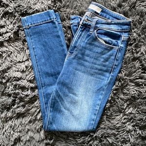 KanCan Signature Jeans